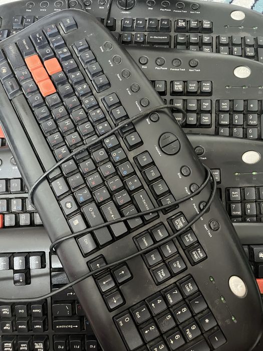 Клавиатуралар сатылады