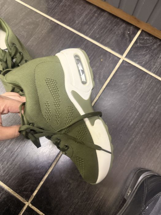 Красовки бу 1500 тенге