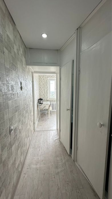 Продается 1 комнатная квартира(6 мкр)