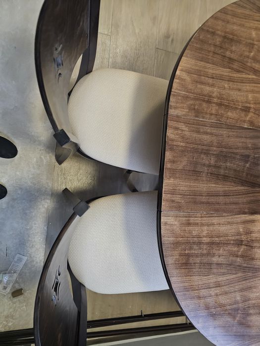 Масивна маса за хранене с 4 стола