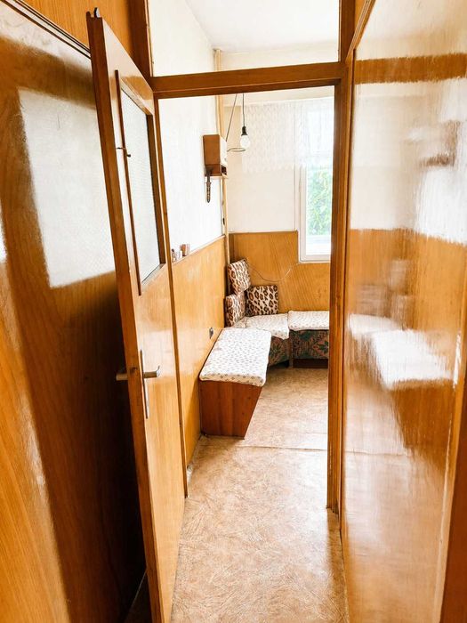 Двустаен, Сторгозия, Лайф