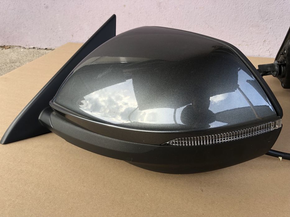 Oglinda stanga Audi Q8 cu side assist