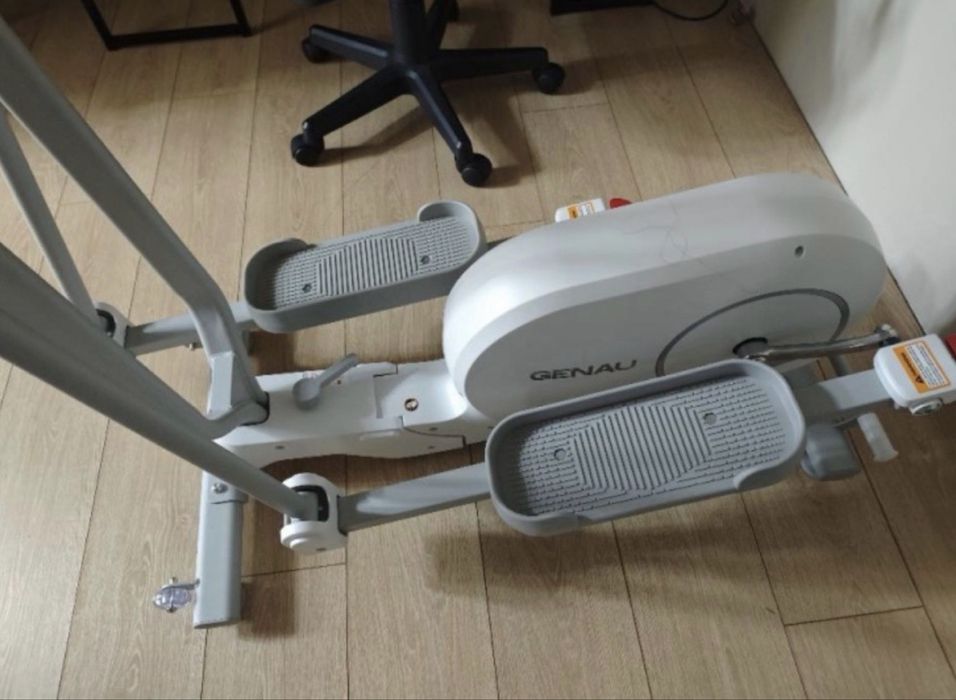 Тренажер Эллипс Genau