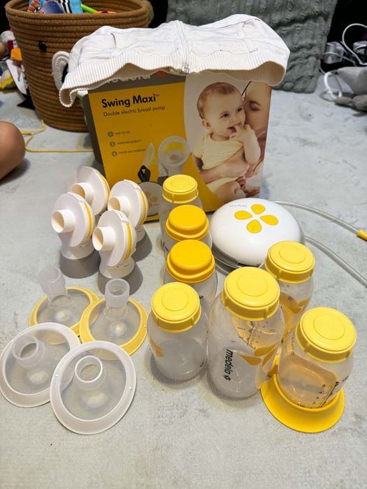 Помпа за кърма Medela swing maxi
