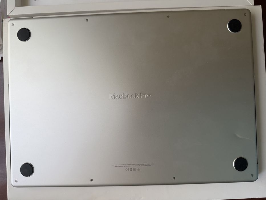 MacBook Pro 16" M1 Pro, 16/512GB, Silver