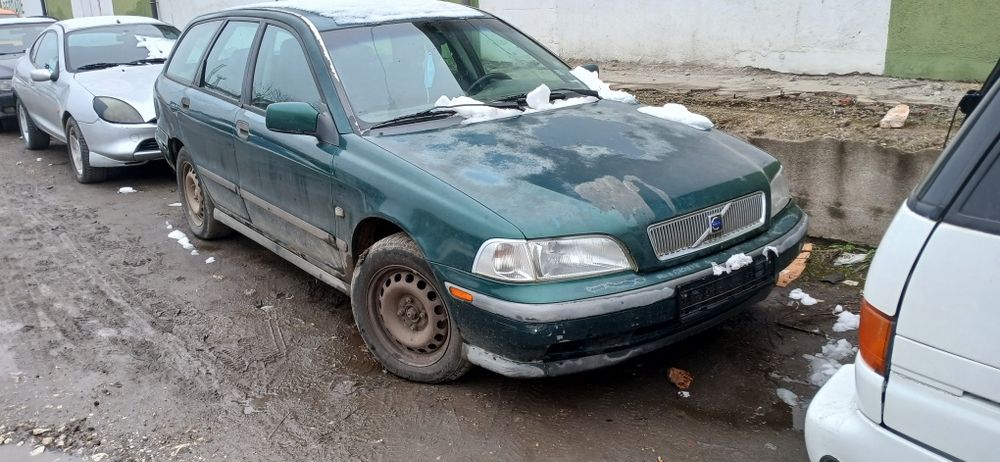 Volvo  v40  1.9d