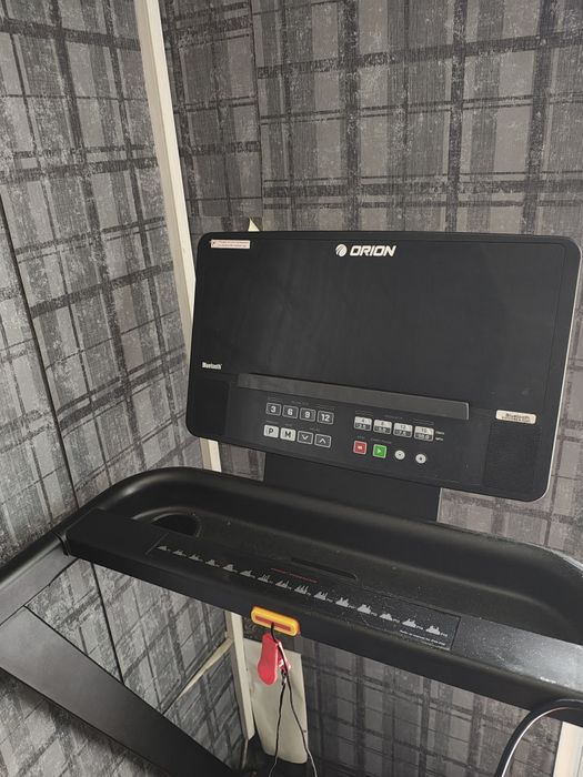 Бягаща пътека ORION A400 16KM