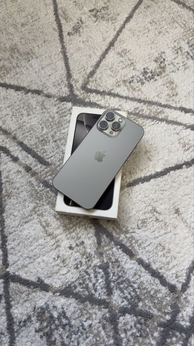iPhone 16 Pro Max 256ГБ АКБ 90%