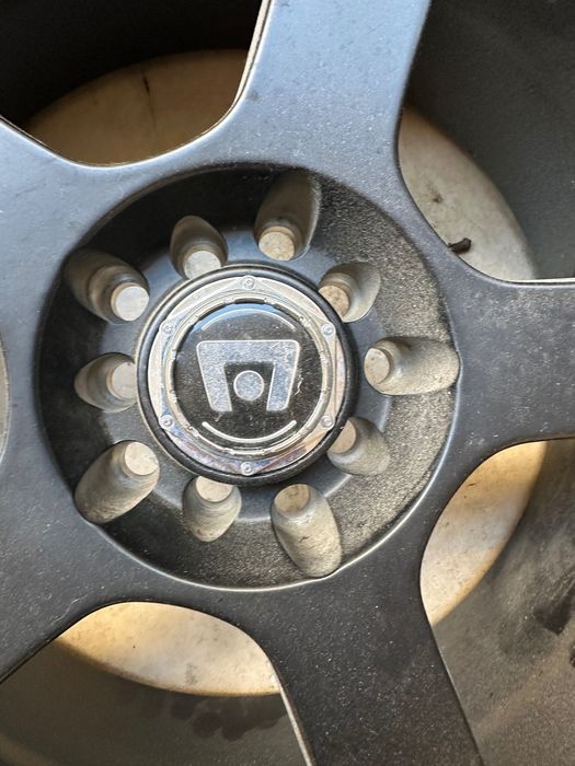 Гума с джанта 18