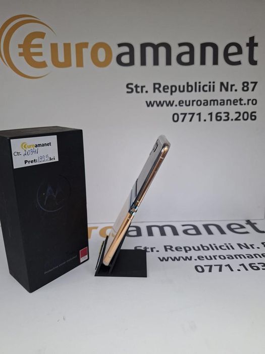 Telefon mobil Motorola razr 40 ultra, Dual SIM, 8GB RAM, 256GB, -G-
