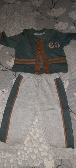 Продам детские вещи