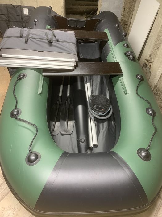 Лодка Ривьера 3200 СК