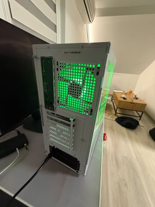 Геймърски компютър Ryzen 7 7700 / RTX 5060 Ti 16GB / 32GB DDR5 / 2TB NVMe
