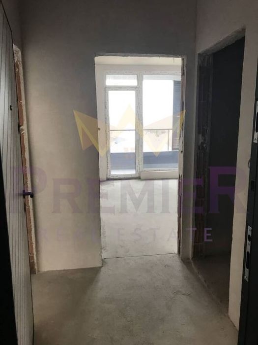 Продава се Двустаен апартамент в Бургас, Изгрев - 60 кв.м за 1834 €/кв.м - Снимка #3