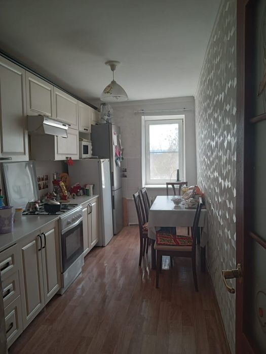 Продам 4 ком квартиру