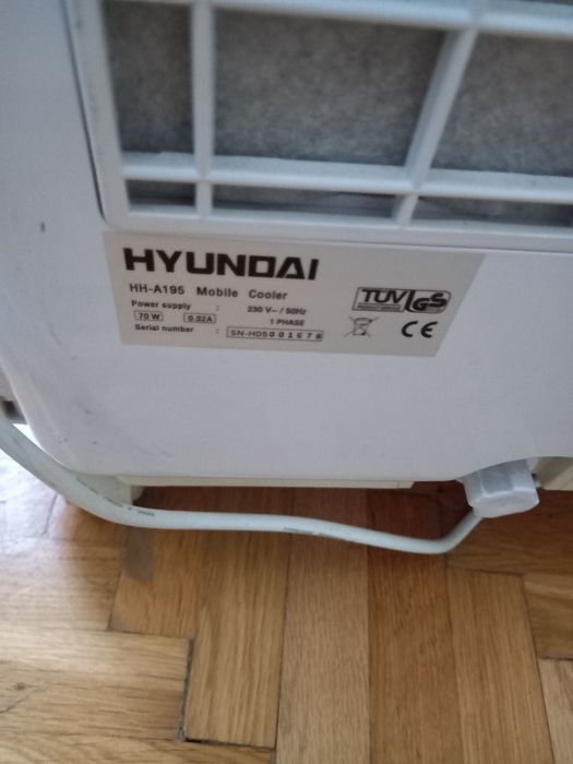 Cooler Hyundai cu telecomandă