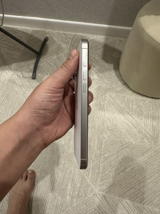 Iphone 16pro max white