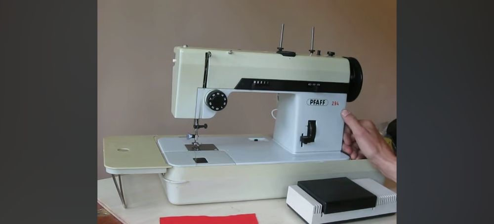 Pfaff 294  piele