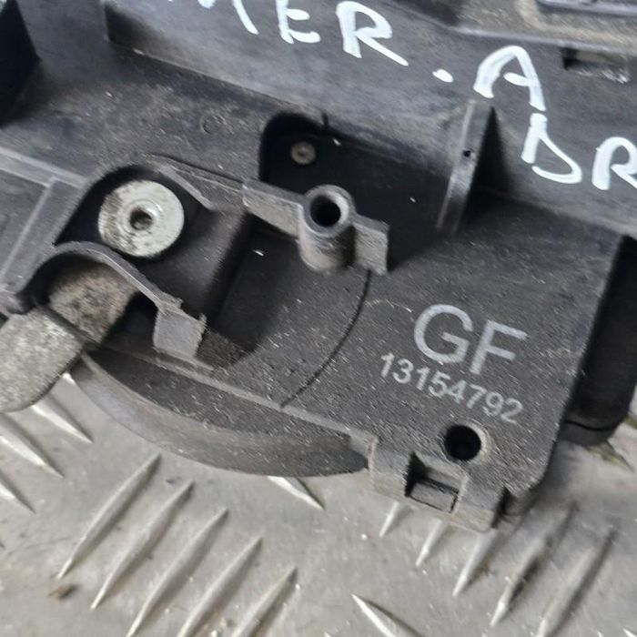 Broasca usa dreapta fata Opel Meriva A facelift