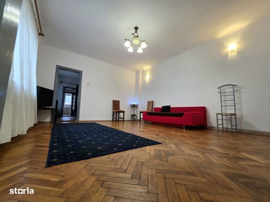 Casa curte | Inchiriere pentru Spatiu Comercial | Metrou Crangasi