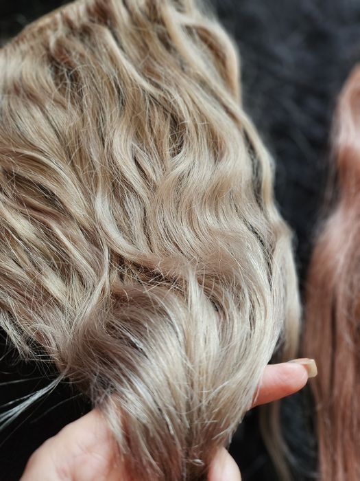 Естествени коси на Арт Форум и Диверсо