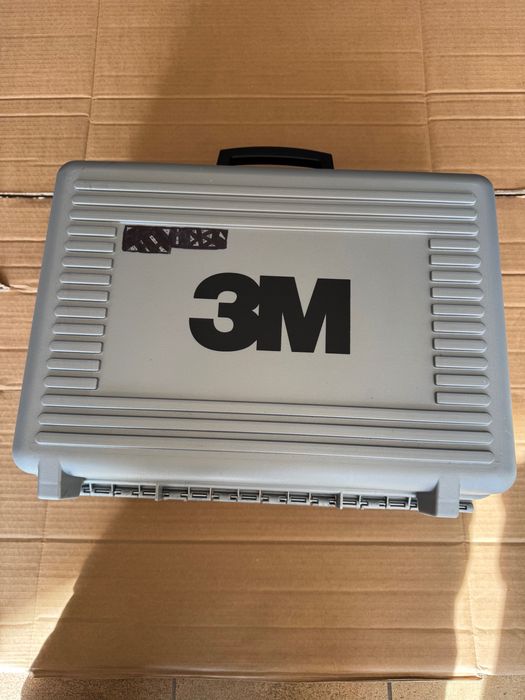 Masca de protecție cu filtre și auto respirator 3M modelul PV-300E