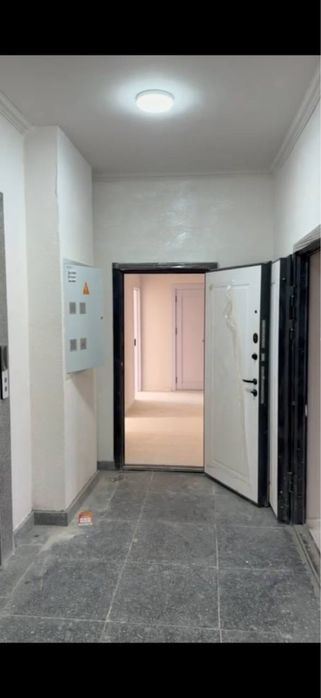 Сергелида 3 хонали квартира сотилади