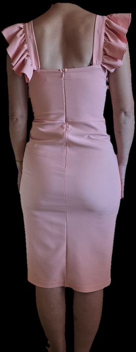 Къса официална рокля