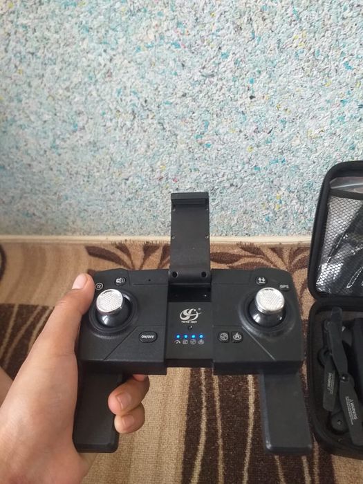 Дрон дрон дрон дрон