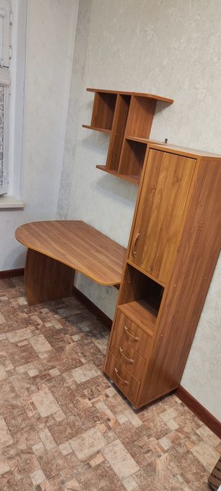Школьный уголок продам