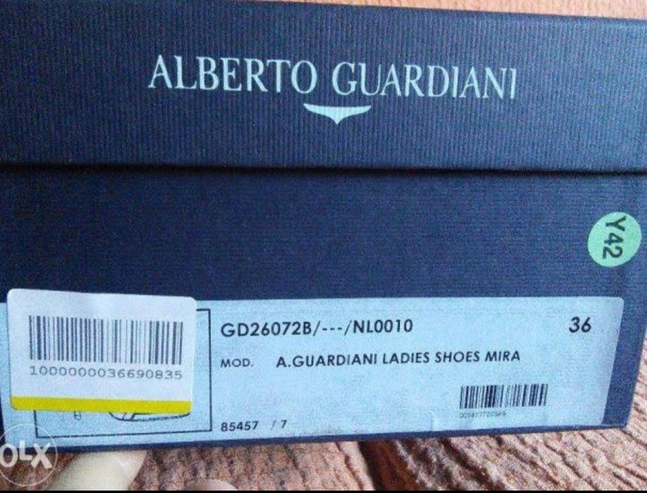 Продам итальянские босоножки