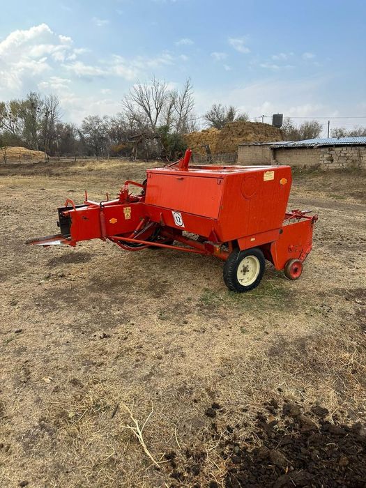 Продам трактор и пресс на ходу