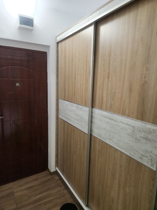 Garsoniera de închiriat