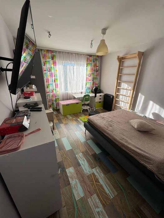 Тристаен за продажба в ж.к Дървеница