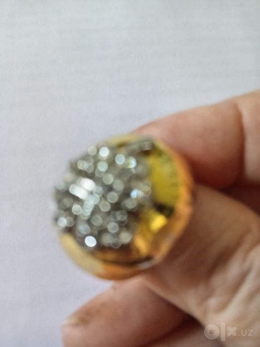 Продаю перстень фирмы Swarovski