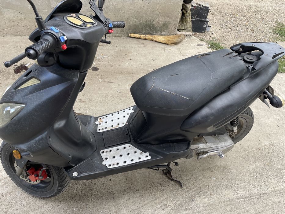 Vand scuter keeway