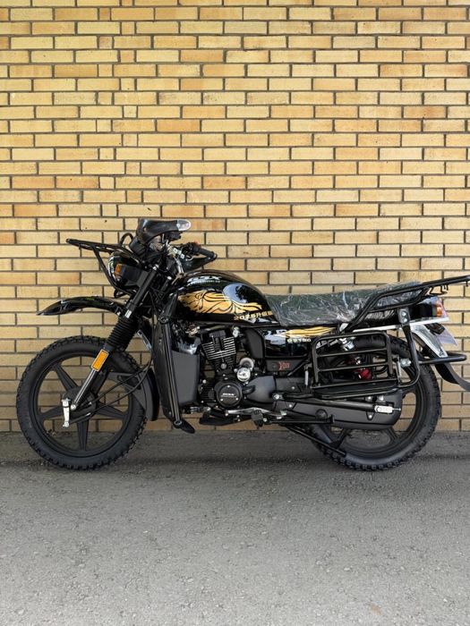 Мотоцикл 150 куб. GSX Сузуки
