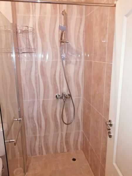 Дава се под наем Двустаен апартамент в София, Надежда 1 - 81 кв.м за 398.82 € - Снимка #15