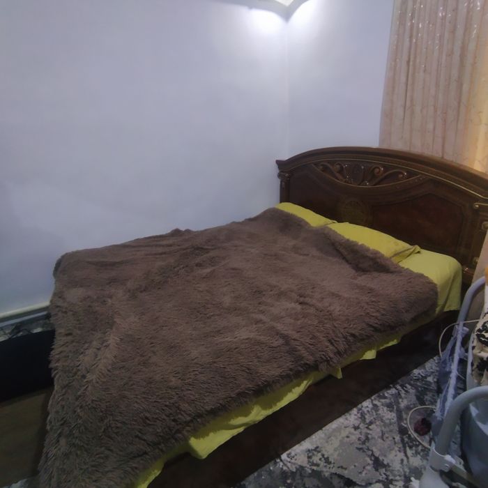 Hona uchun mebel komplekt