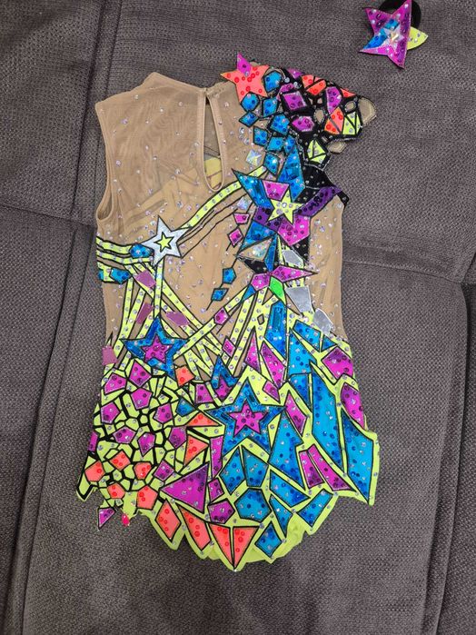 Спортно трико за художествена гимнастика