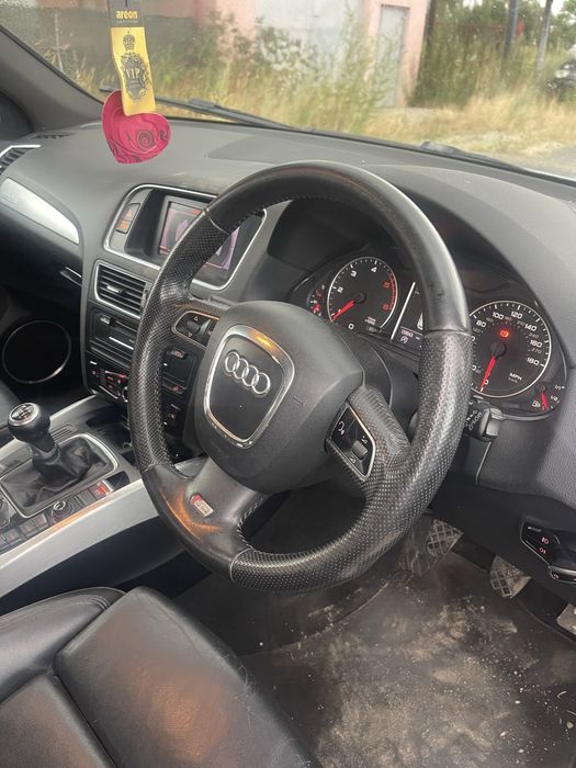 Dezmembrez audi q5 2.0 s-line
