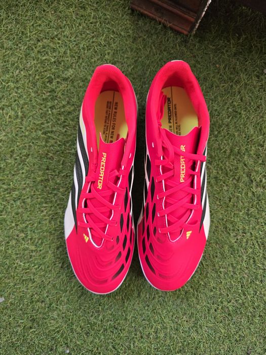 Футболни стоношки Аdidas PREDATOR LEAGUE TF - размер 42 и 42 2/3