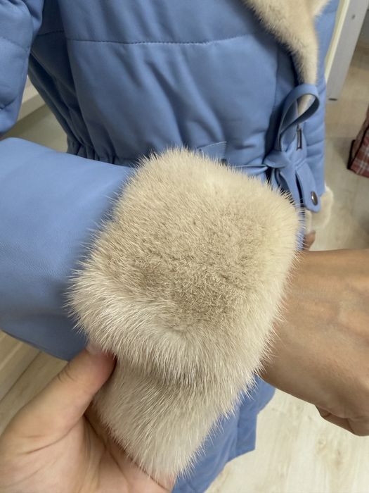 Продаётся зимняя верхняя одежда Max Mara