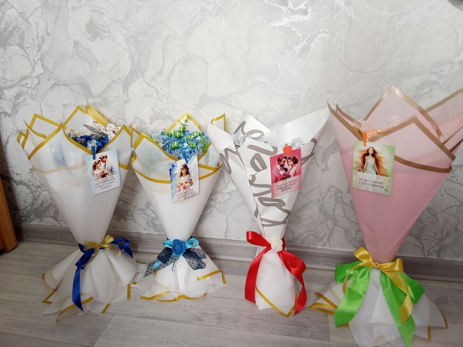 Букеты из атласных лент