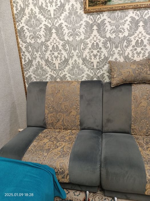 Диван и два кресла 30.000