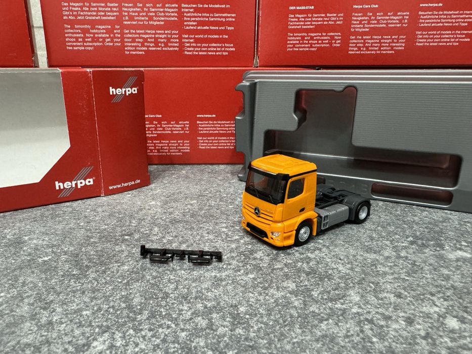 Cap tractor herpa camion herpa 75 ron bucata scara 1:87