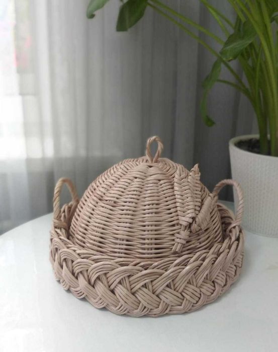 Хлебница плетеная