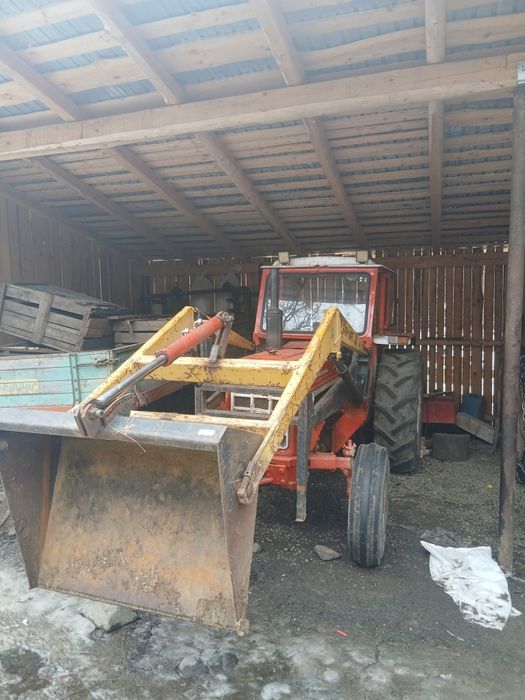 Internațional 474 de vânzare