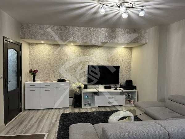 Продава се Многостаен апартамент в Бургас, Лазур - 111 кв.м за 3244 €/кв.м - Снимка #1