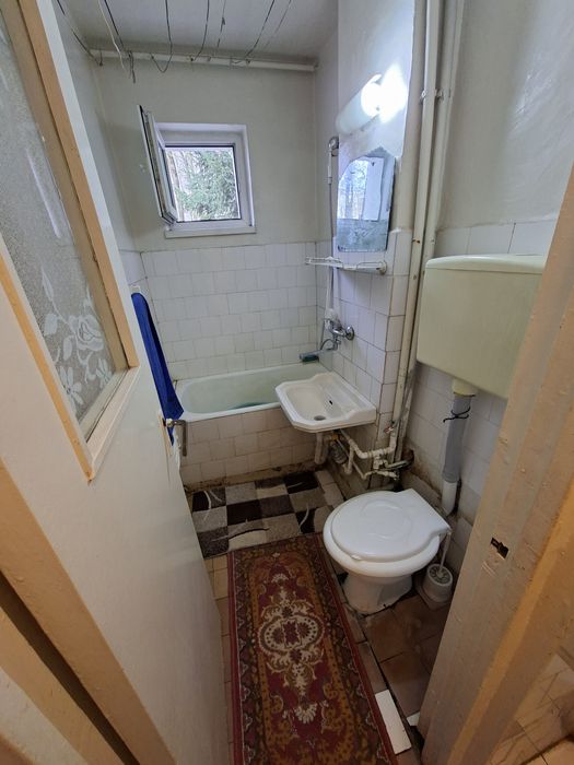 Vând apartament 3 camere